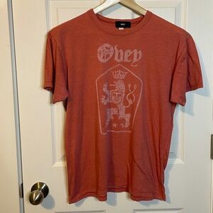 Obey heather orange coat of arms graphic tee w/ lion sz L
